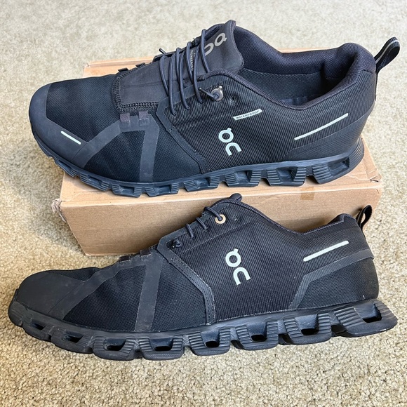 On Cloud 5 Waterproof Men’s Shoes Size 12 Black Performance Running Gently Used - Picture 14 of 16